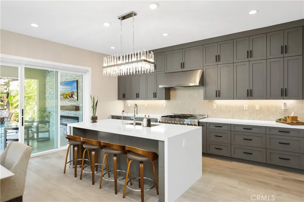 131 Evergreen Lake Forest, CA 92630