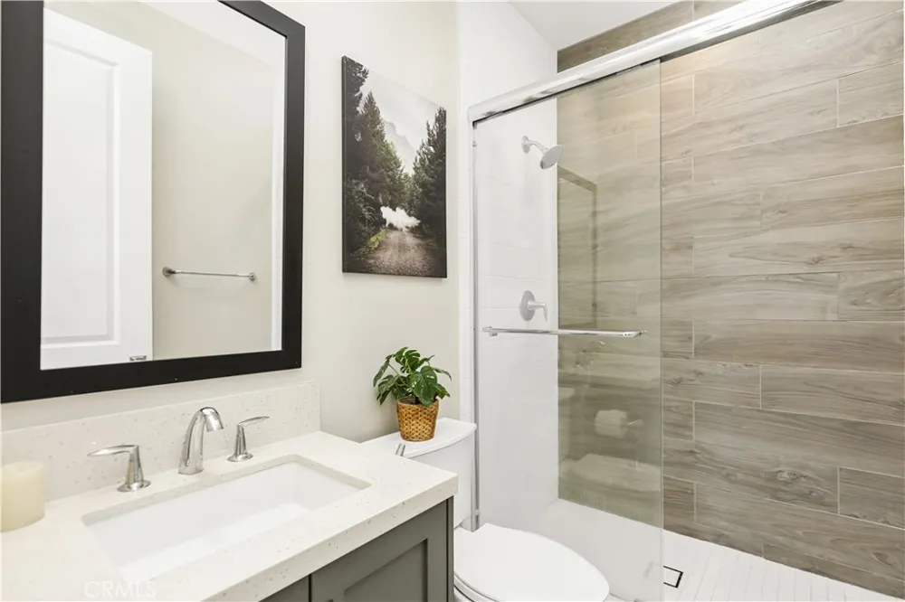 131 Evergreen Lake Forest, CA 92630