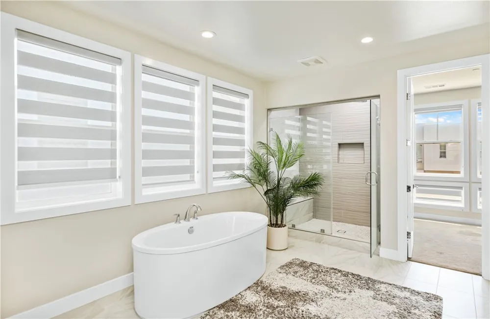 131 Evergreen Lake Forest, CA 92630