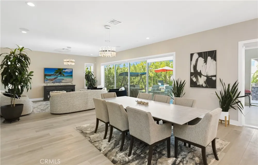 131 Evergreen Lake Forest, CA 92630