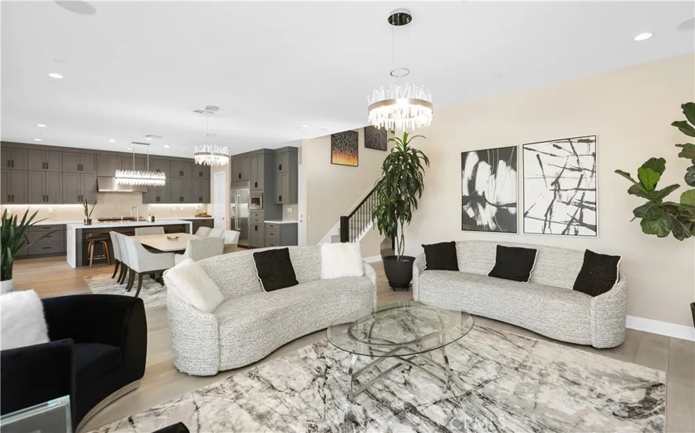 131 Evergreen Lake Forest, CA 92630
