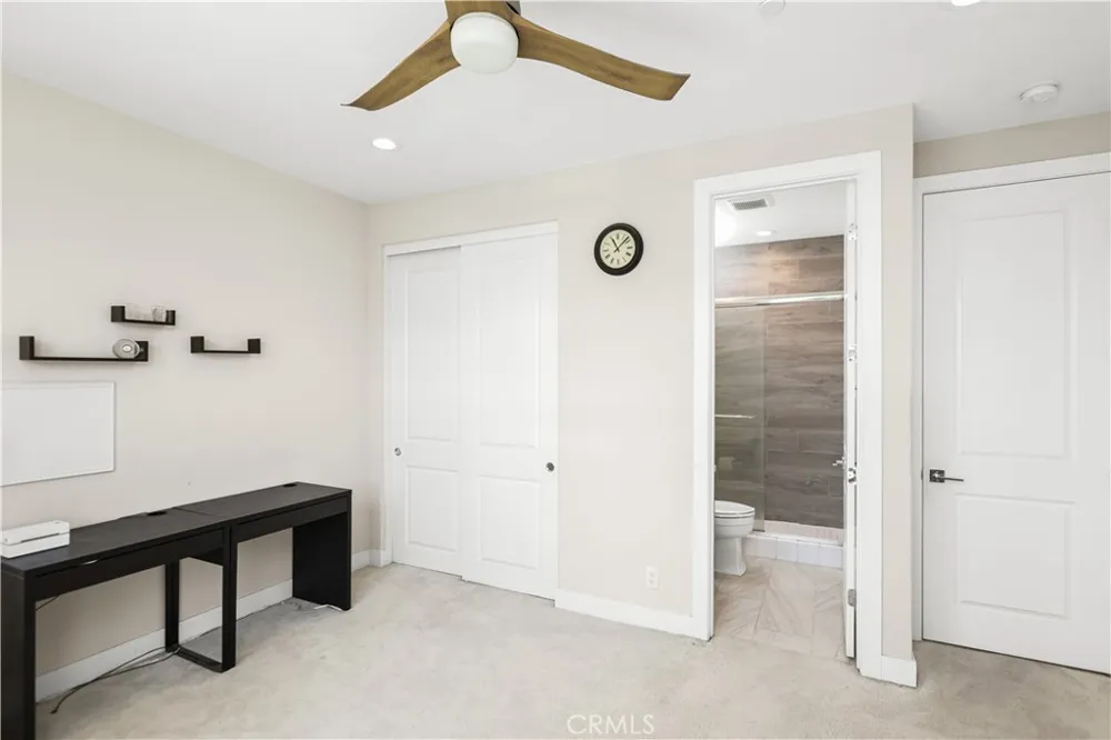131 Evergreen Lake Forest, CA 92630