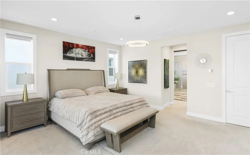 131 Evergreen Lake Forest, CA 92630