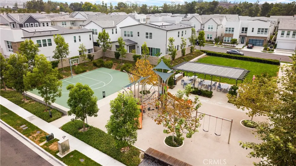 131 Evergreen Lake Forest, CA 92630