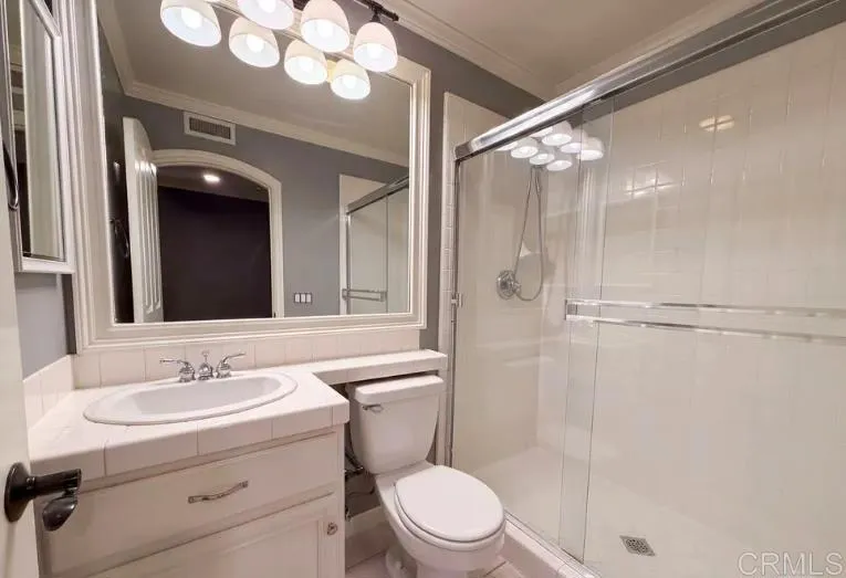 25701 W Chestnut Way W #1 Stevenson Ranch, CA 91381