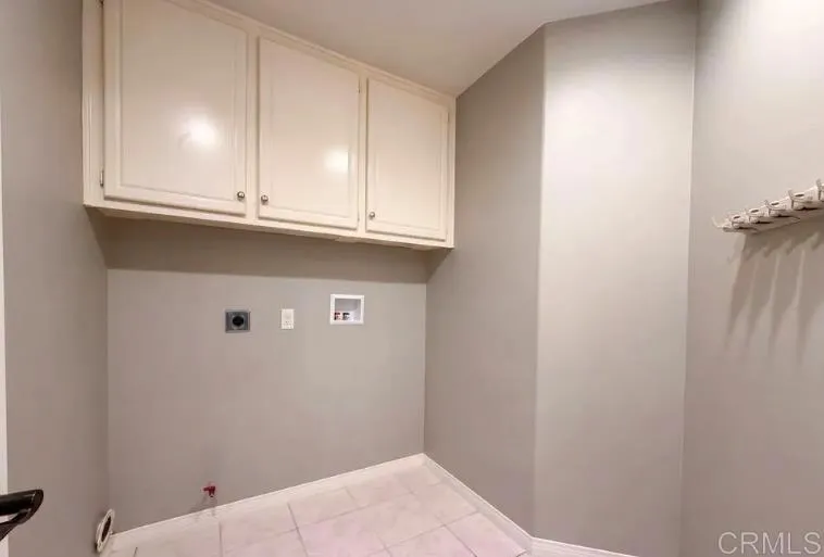 25701 W Chestnut Way W #1 Stevenson Ranch, CA 91381