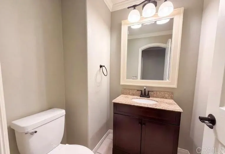 25701 W Chestnut Way W #1 Stevenson Ranch, CA 91381