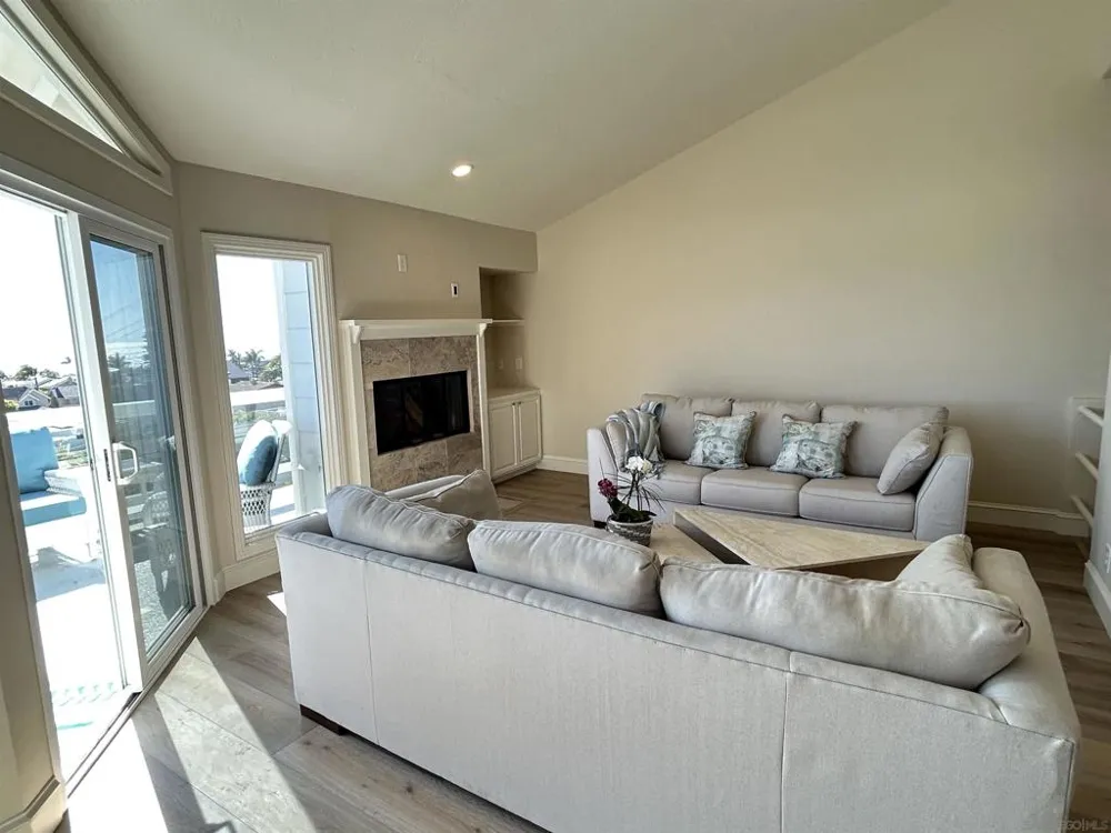 2510 MONTGOMERY AVE #A Cardiff by the Sea, CA 92007