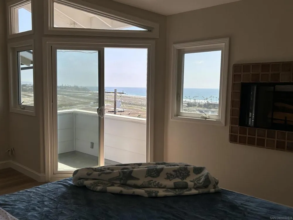 2510 MONTGOMERY AVE #A Cardiff by the Sea, CA 92007