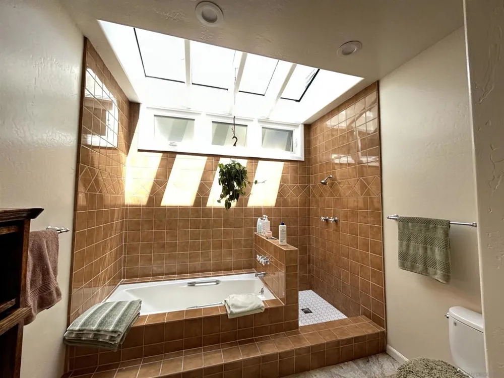 2510 MONTGOMERY AVE #A Cardiff by the Sea, CA 92007