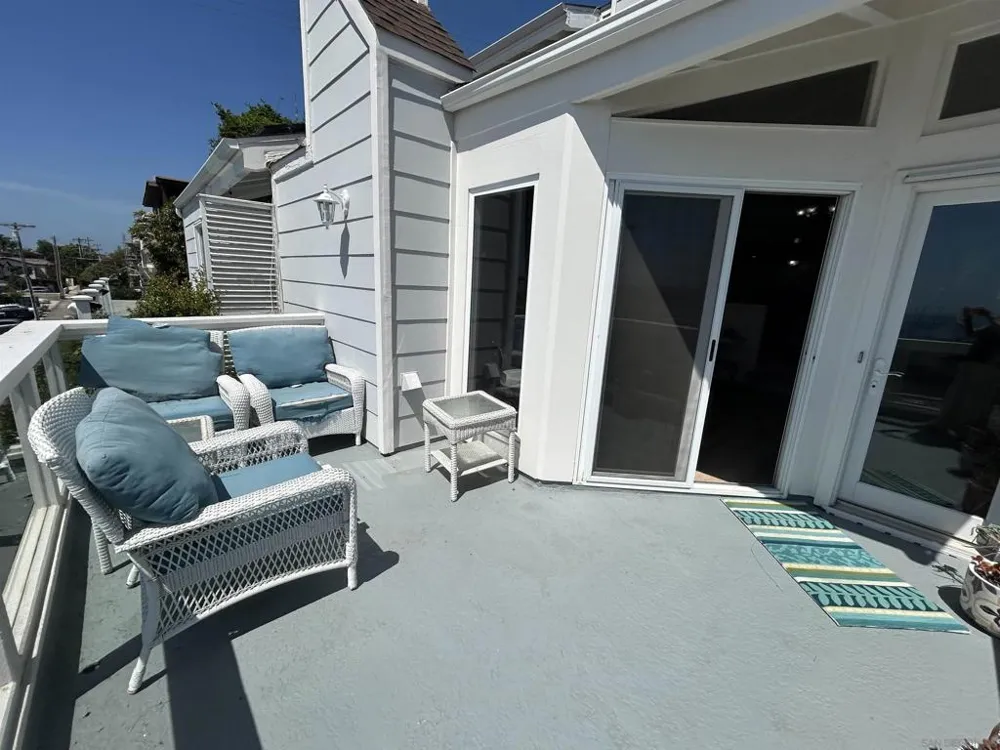 2510 MONTGOMERY AVE #A Cardiff by the Sea, CA 92007