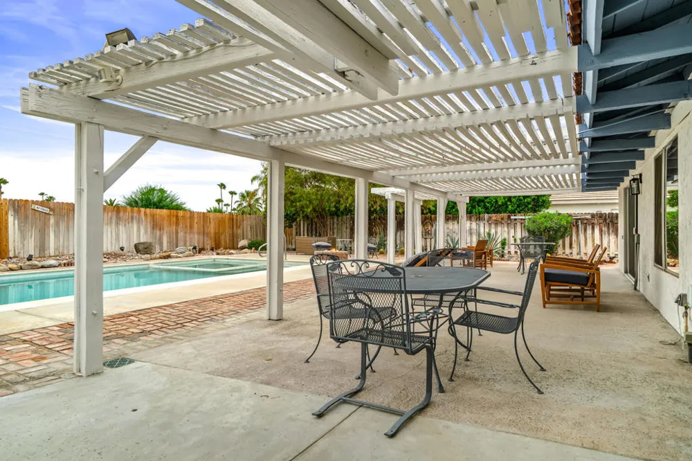912 Cam Condor Palm Springs, CA 92262