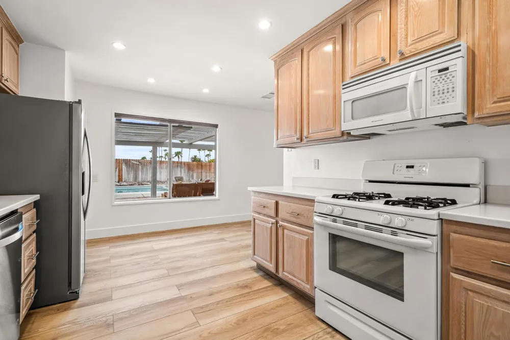 912 Cam Condor Palm Springs, CA 92262