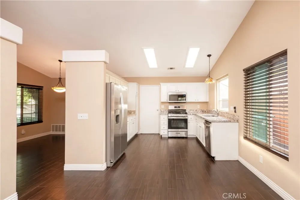 40525 Sunflower Murrieta, CA 92562