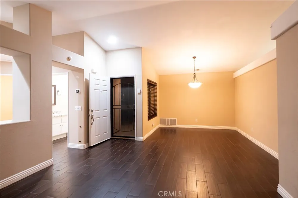 40525 Sunflower Murrieta, CA 92562