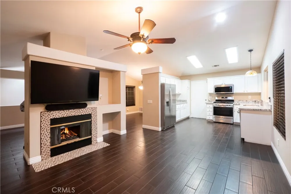 40525 Sunflower Murrieta, CA 92562