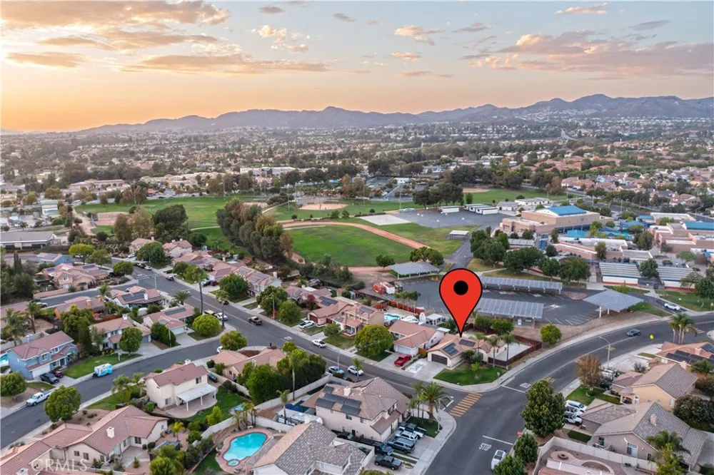 40525 Sunflower Murrieta, CA 92562