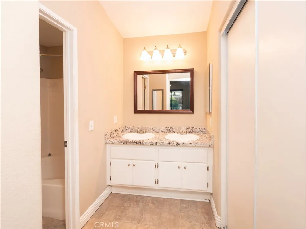 40525 Sunflower Murrieta, CA 92562