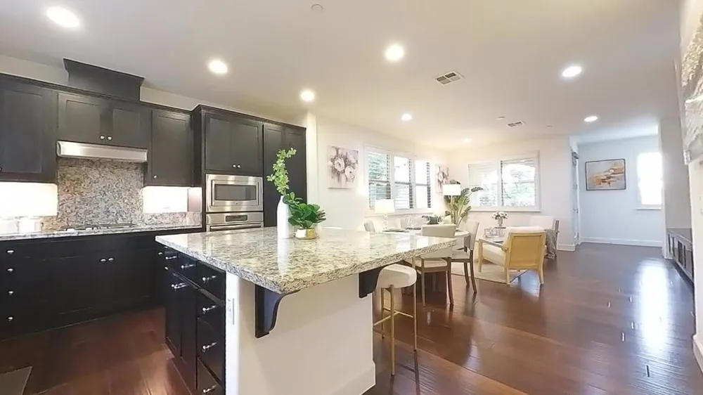 322 Fair Oaks Avenue Sunnyvale, CA 94085