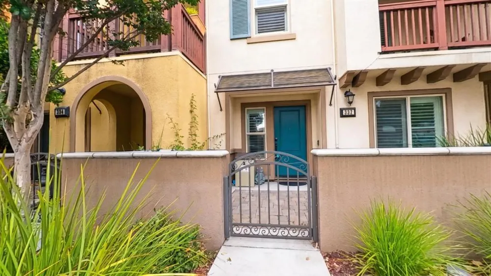 322 Fair Oaks Avenue Sunnyvale, CA 94085