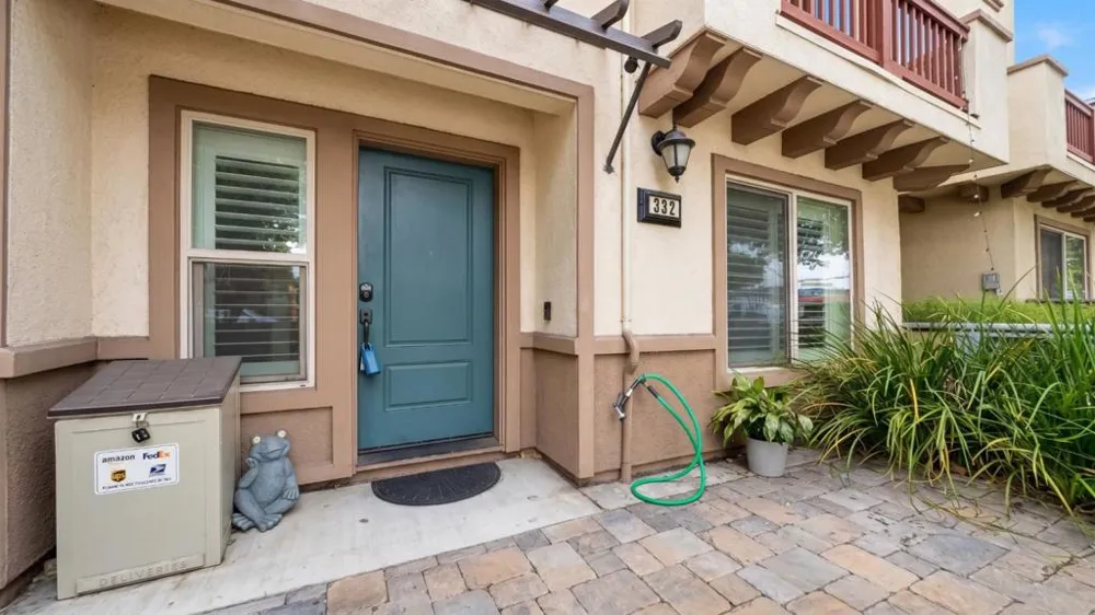 322 Fair Oaks Avenue Sunnyvale, CA 94085