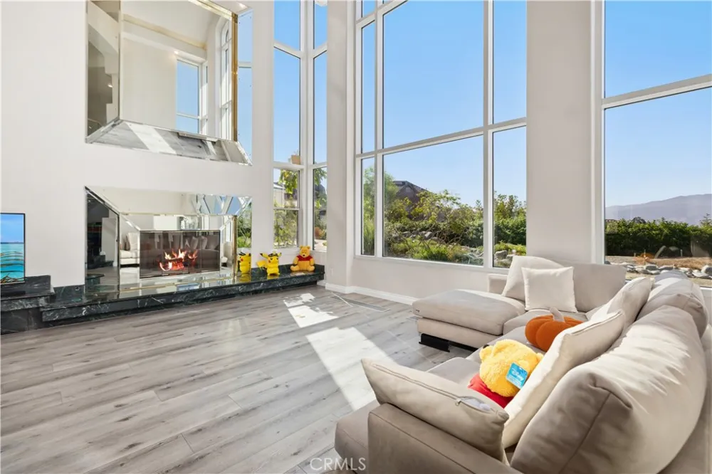 1527 Calle Cristina San Dimas, CA 91773