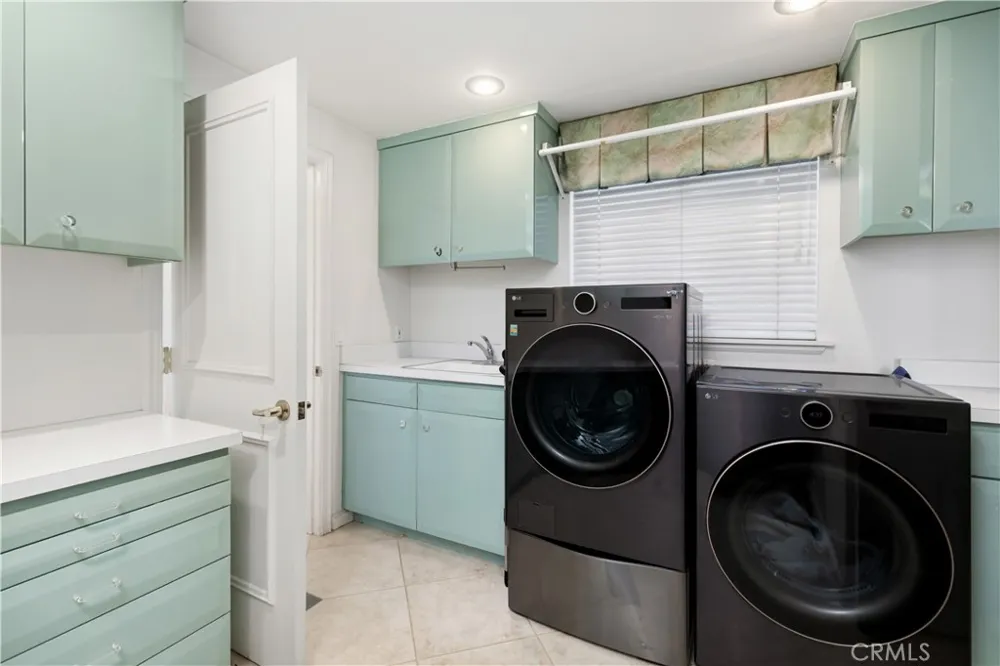 1527 Calle Cristina San Dimas, CA 91773