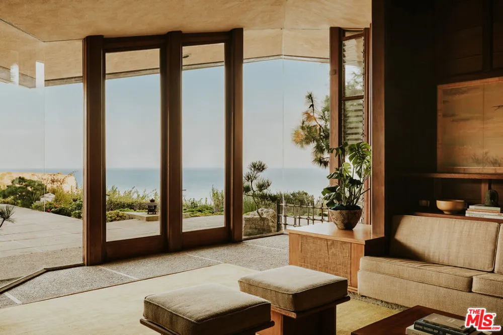8 Sea Cove Drive Rancho Palos Verdes, CA 90275