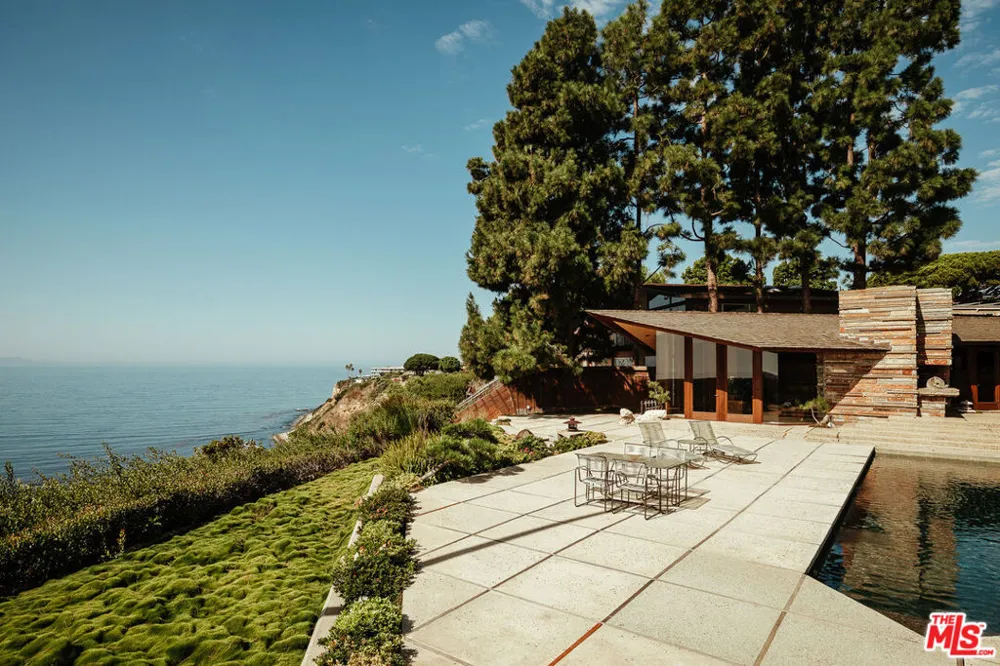 8 Sea Cove Drive Rancho Palos Verdes, CA 90275