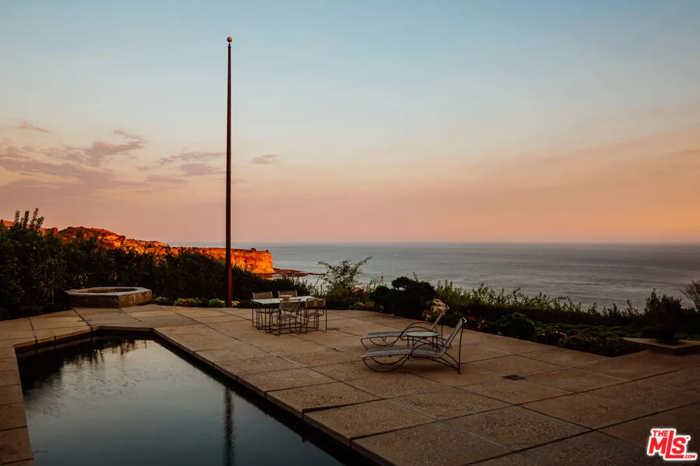 8 Sea Cove Drive Rancho Palos Verdes, CA 90275