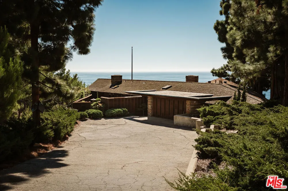 8 Sea Cove Drive Rancho Palos Verdes, CA 90275