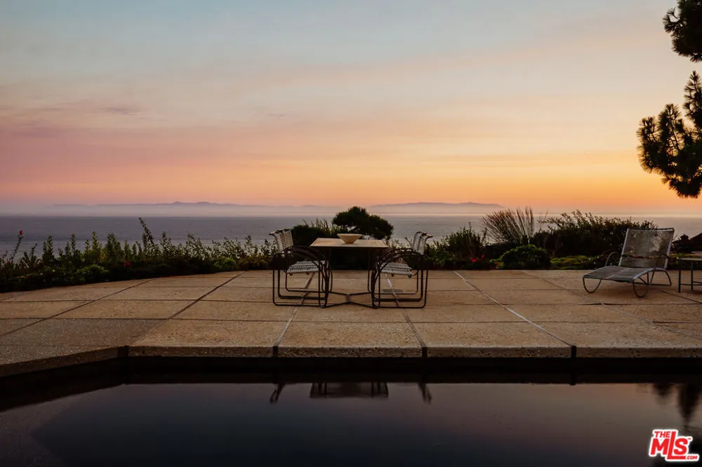 8 Sea Cove Drive Rancho Palos Verdes, CA 90275