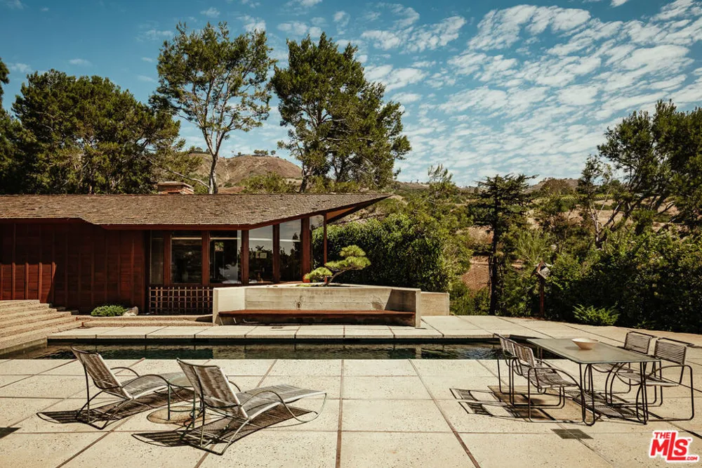 8 Sea Cove Drive Rancho Palos Verdes, CA 90275