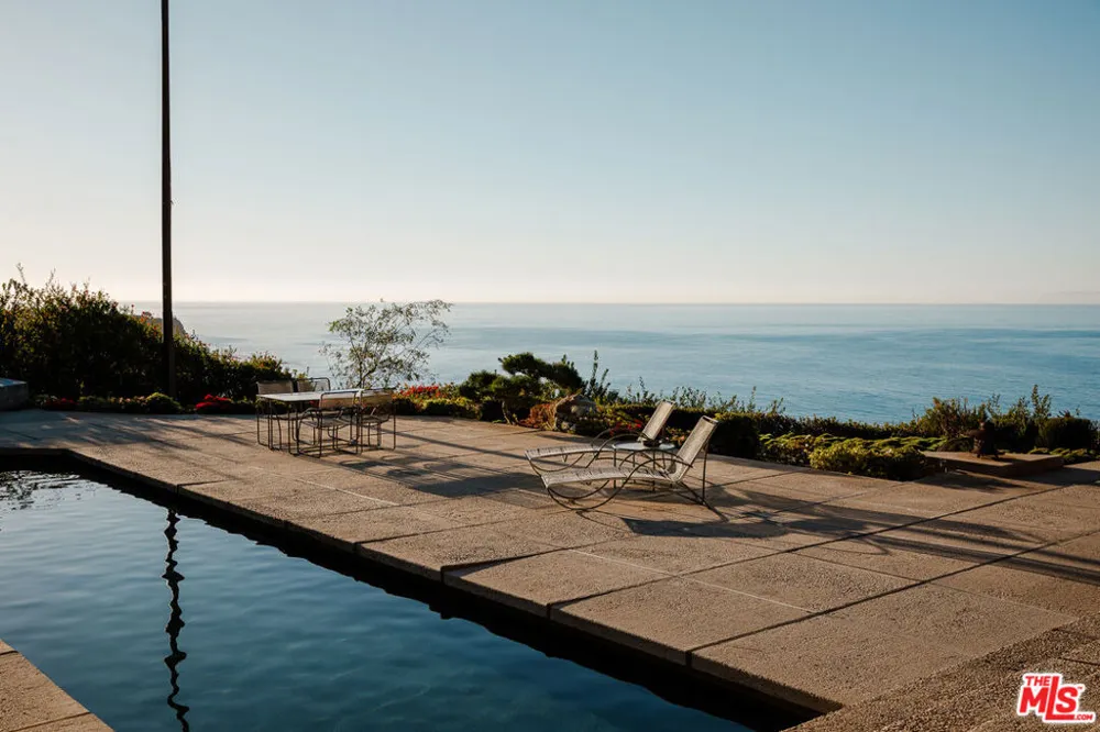 8 Sea Cove Drive Rancho Palos Verdes, CA 90275
