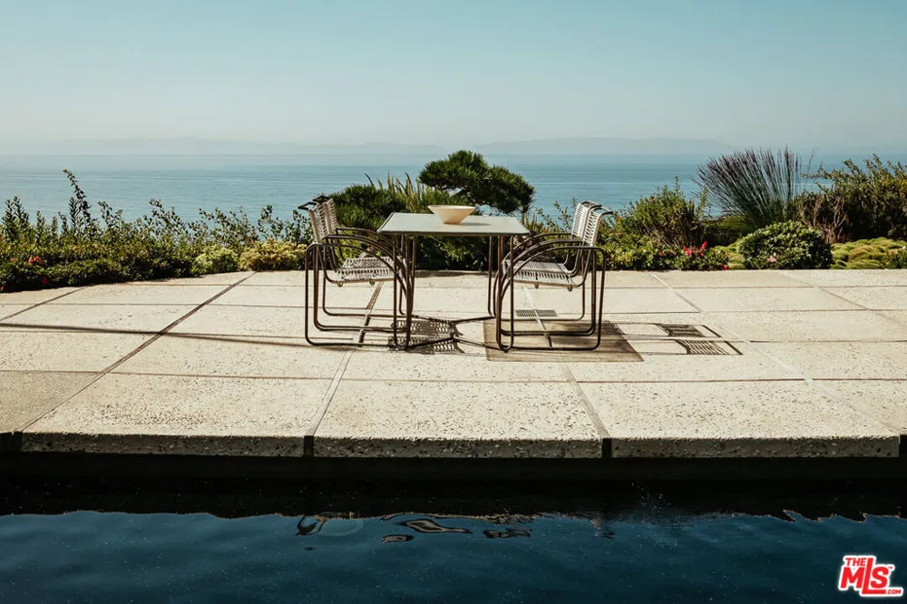8 Sea Cove Drive Rancho Palos Verdes, CA 90275