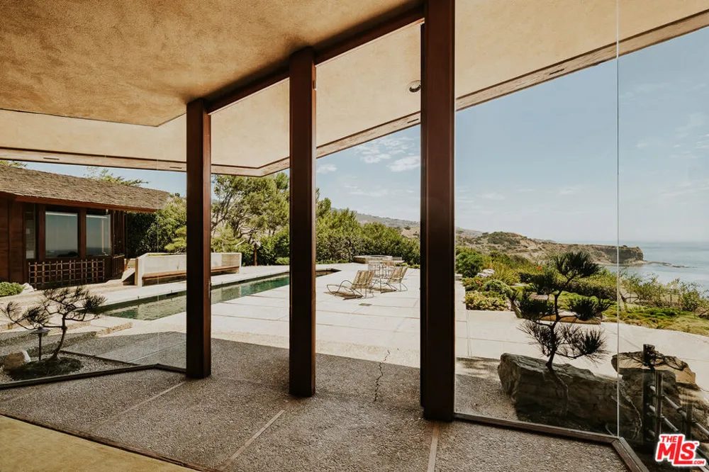 8 Sea Cove Drive Rancho Palos Verdes, CA 90275