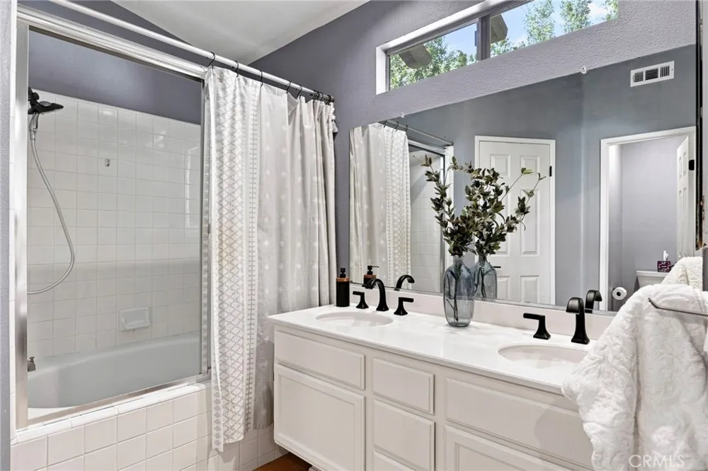258 Pasto Rico Rancho Santa Margarita, CA 92688