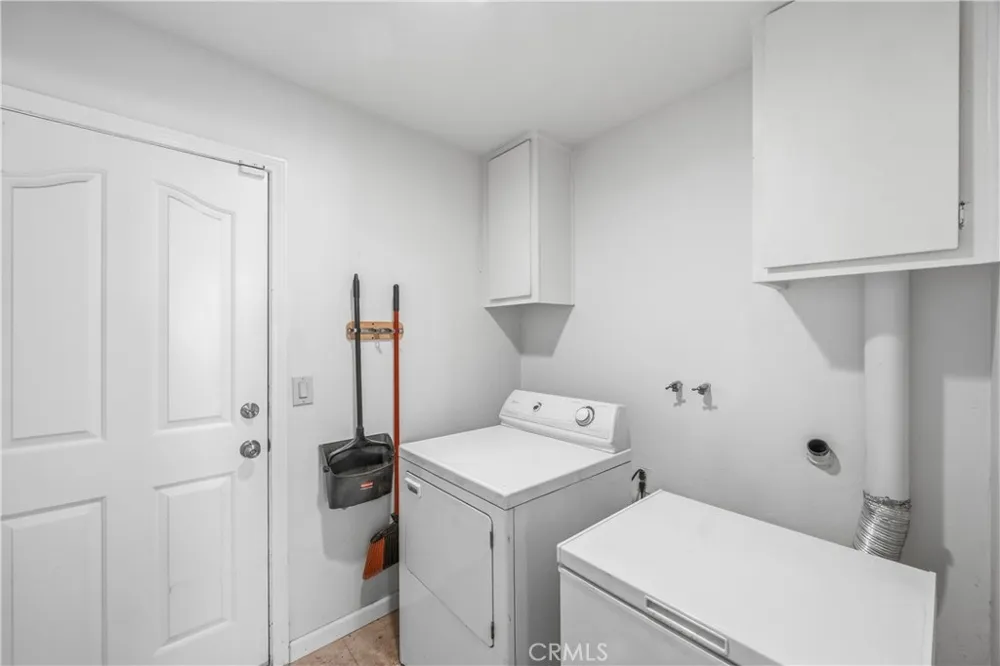 16671 Hagador Avenue Victorville, CA 92394