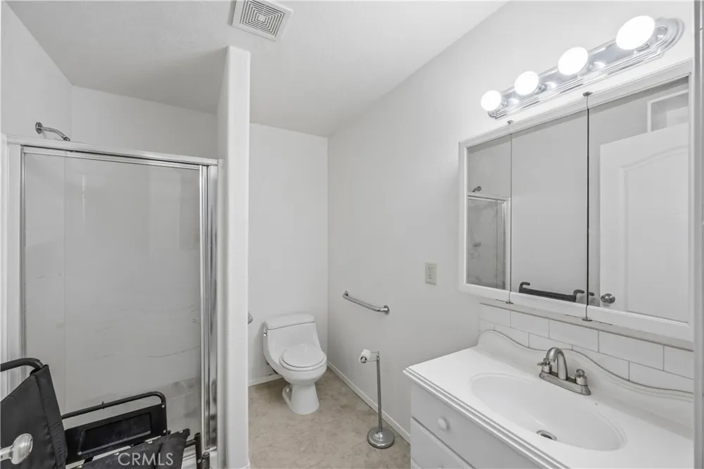 16671 Hagador Avenue Victorville, CA 92394