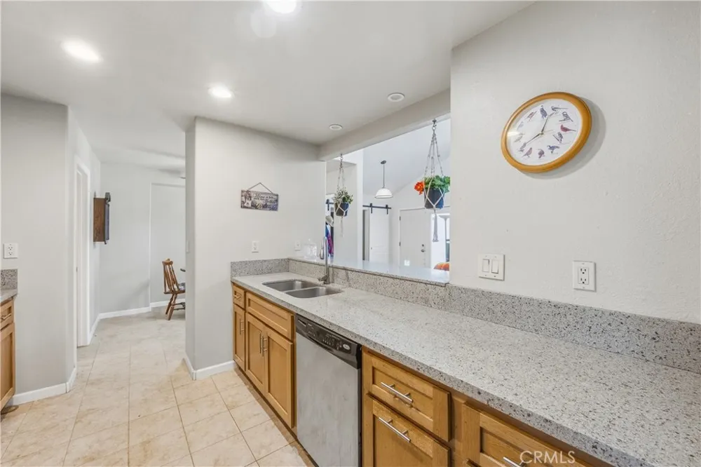 16671 Hagador Avenue Victorville, CA 92394