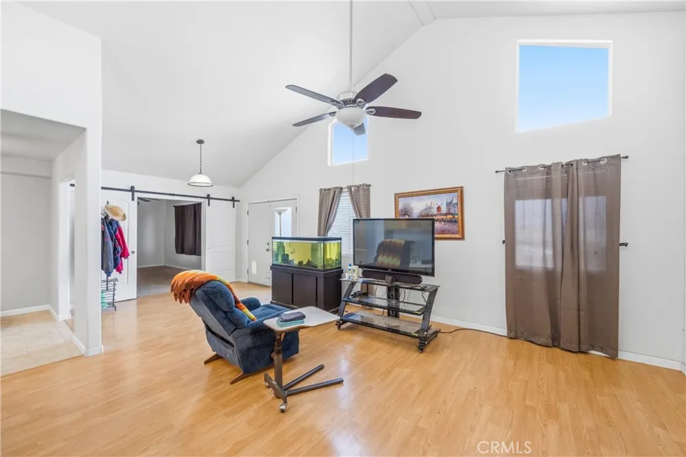 16671 Hagador Avenue Victorville, CA 92394