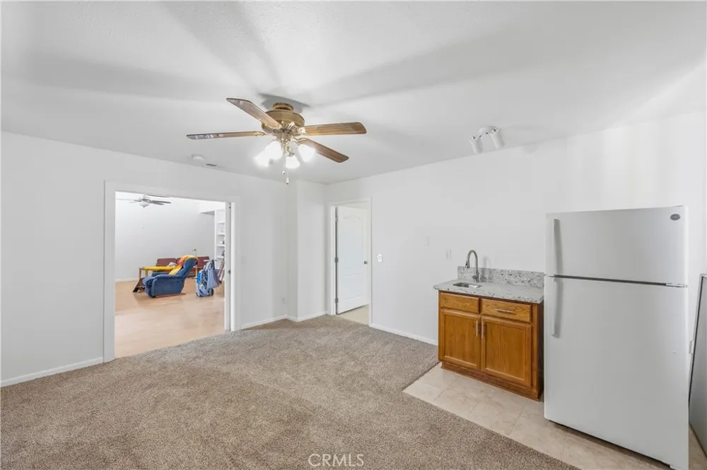 16671 Hagador Avenue Victorville, CA 92394