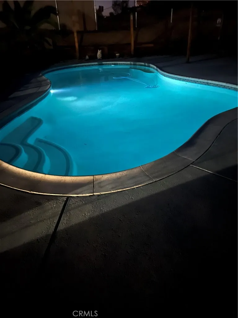 16671 Hagador Avenue Victorville, CA 92394