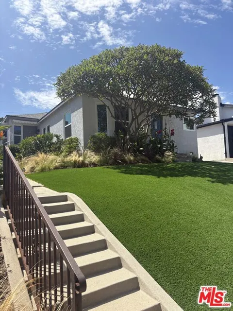 1627 S Ogden Drive #1629