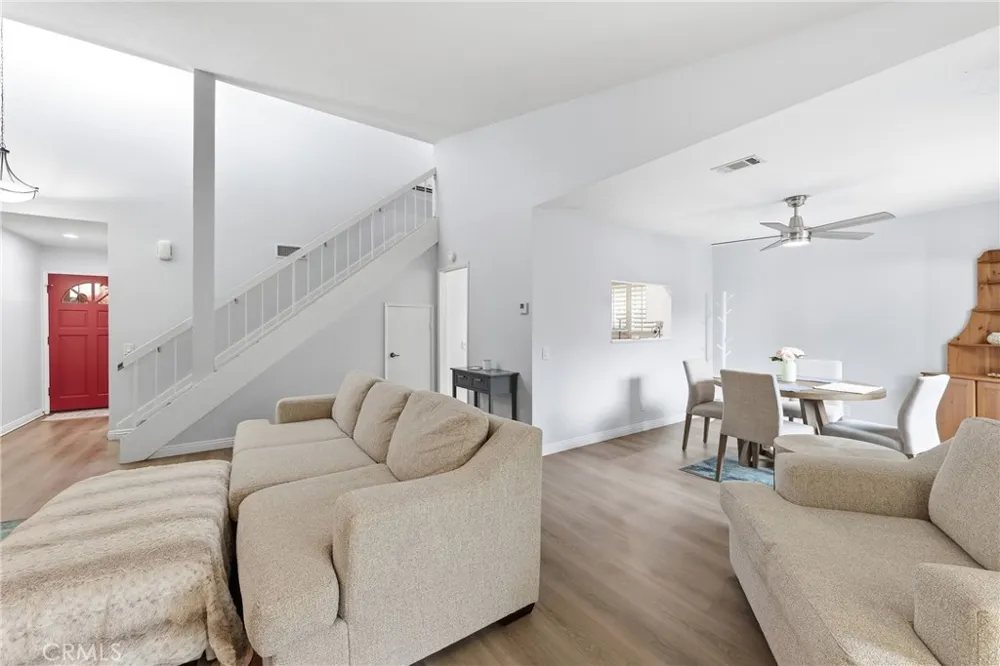 563 Wayland Court Claremont, CA 91711