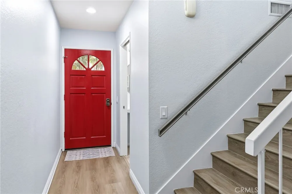 563 Wayland Court Claremont, CA 91711