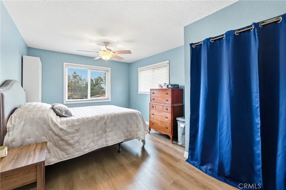 563 Wayland Court Claremont, CA 91711