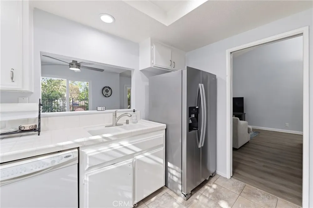 563 Wayland Court Claremont, CA 91711