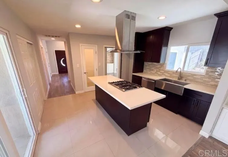 2025 Via Mirada Fullerton, CA 92833