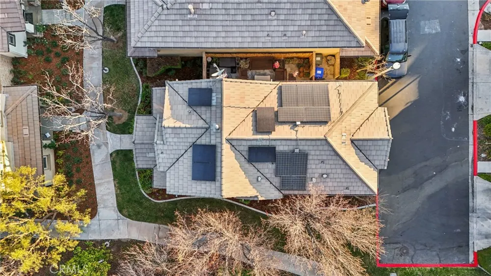 24045 Whitewater Drive Valencia, CA 91354